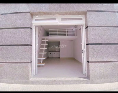 CHÍNH CHỦ-MẶT BẰNG-GẦN NHIỀU TRƯỜNG ĐẠI HỌC-THUẬN TIỆN DI CHUYỂN Q1,GV