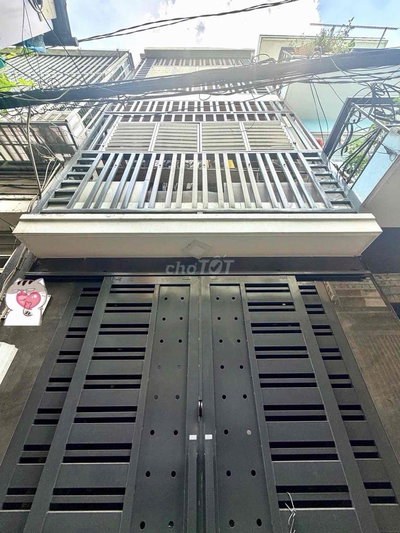 Bán gấp Nhà Mặt Tiền Đs Bình Long, 3 tầng mới đẹp. 54m2sd. nhỉnh 2 tỷ.