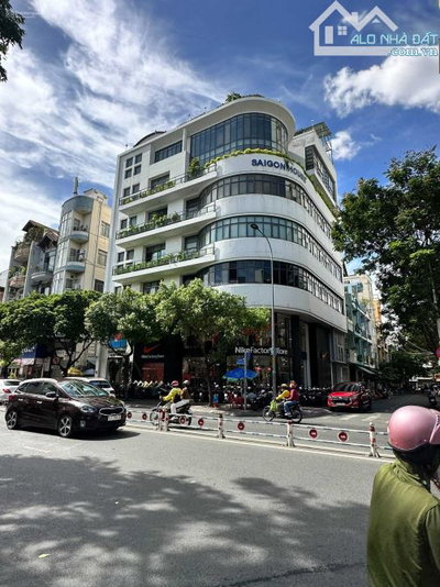 Tòa nhà VP 2MT Bạch Đằng | 8x28m | Hầm 8 tầng | HDT: 200tr/tháng !!