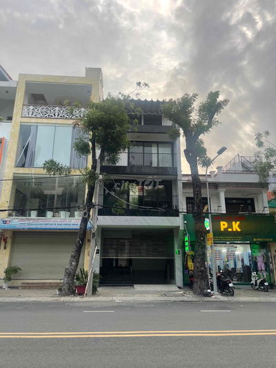 Toà nhà văn phòng 34 đường số 65 mới xây full máy lạnh.