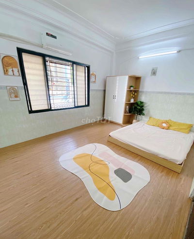 Cho Thuê Căn Hộ Dịch vụ rộng cửa sổ trời lớn full nội thất