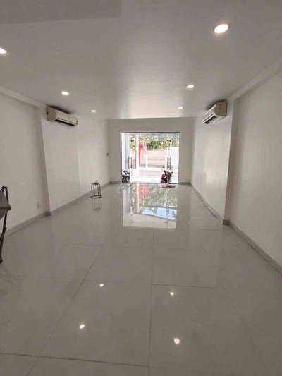 Cho thuê MBKD Mặt Tiền đường Tô Ngọc Vân, Phường Tam Bình Thủ Đức