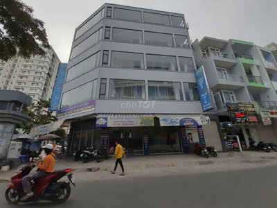Cho thuê mặt bằng góc 2 Mặt Tiền đường lớn Tân Hương, Tân Phú