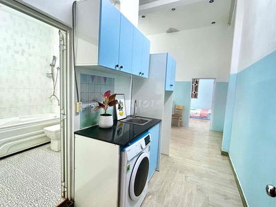 Cho Thuê Căn Hộ 2PN - Ban Công- Tách Bếp Nguyễn Gia Trí Gần VLU CS3