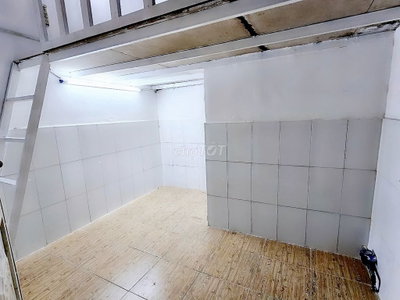 PhòngĐẹp, 20m2, trệt-gác, giá 2Tr, P22 Landmark 81