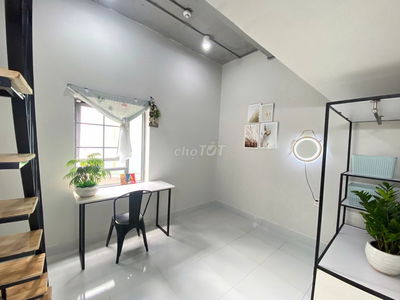 Phòng trọ 30m2 giá rẻ ngay trung tâm ngã tư Bảy Hiền quận Tân Bình