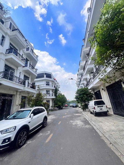 💥 BÁN GẤP NHÀ 4 tầng. Đang cho thuê 22tr. đường 12m khu dân cư đồng bộ