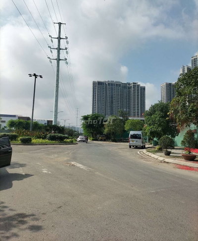 HƠN 5🧄 NHÀ 2 TẦNG HẺM THÔNG KDC ECO GREEN, KCX TÂN THUẬN VÀO Ở NGAY