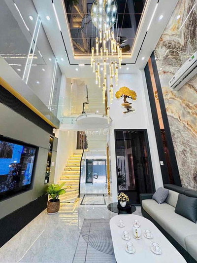 Siêu Phẩm Víp Có Karaoke-Xông Hơi-Thang Máy 4PN.5WC Full Nội Thất
