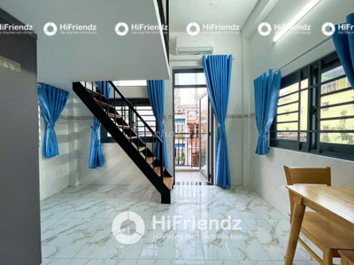 CHDV MỚI XÂY BAN CÔNG THANG MÁY NGAY ĐẦM SEN, ĐH VĂN HIẾN GIÁP Q11