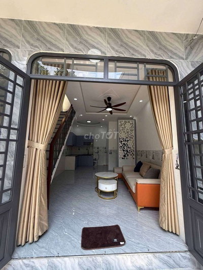 Phan Huy Ích - P14. Diện tích: 3.5/4.4m x  7.2 m