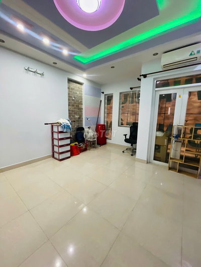 Phòng trọ , văn phòng mặt tiền Tên Lửa