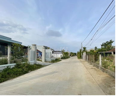 Bán lô ngang 10m Hoà Khương sát lộ 14b dân cư đông chỉ 795tr sổ sẵn