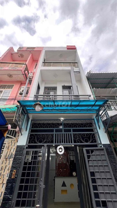 5.95 tỷ 3 TẦNG MỚI - HẺM XE HƠI gần ngã tư Lạc Long Quân - Âu Cơ