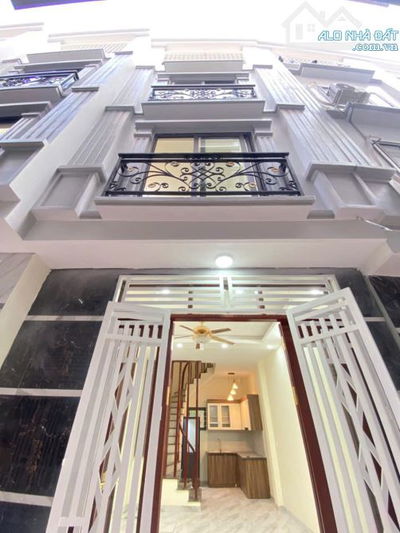 Bán nhà đẹp Biên Giang-Hà đông gần QL 6 cách Bến xe yên nghĩa 5km 30m.4 Tầng.3,30 tỷ có TL