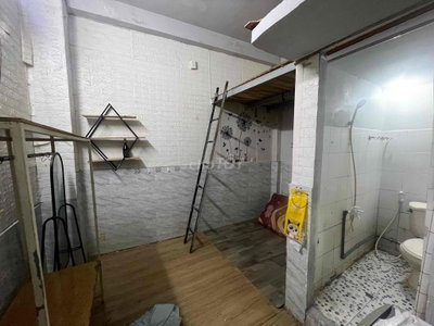 cho thuê phòng tầng trệt có gác Phùng Văn Cung