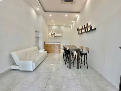 Mặt bằng ngay công viên Cityland giá 18tr