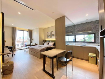 Cho thuê căn hộ ban công, tách bếp ngay Etown Cộng Hoà, Tân Bình