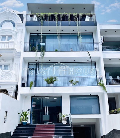 🔥CHO THUÊ MẶT TIỀN PHỔ QUANG * NGANG 8M, HẦM TRỆT 3 LẦU