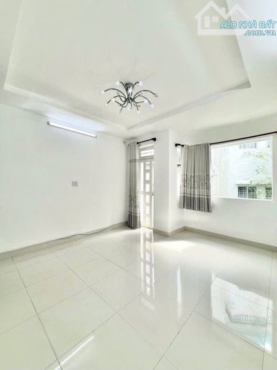 🔥 PHÙ HỢP ĐẦU TƯ CHO THUÊ - Ô TÔ ĐẬU CỬA - 50M² - 3 TẦNG - NGUYỄN VĂN ĐẬU - CHỈ 2.9TỶ
