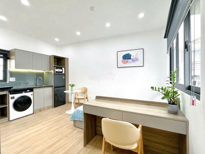Căn hộ có máy giặt riêng ngay Điện Biên Phủ gần Ngã Tư Hàng Xanh