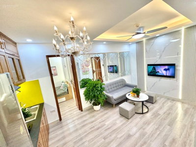 Chung cư 2 phòng ngủ 45m2 hộ khẩu Cầu Giấy - 2,45 tỷ