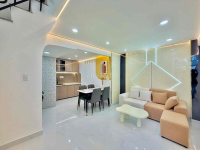 💥 Nhà 30m2 Bình Thạnh hẻm xe hơi sát Q1 và Phú Nhuận- 3 tầng chỉ nhỉnh
