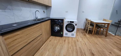 Cho Thuê CCMN 24 Lê Quý Đôn Hai Bà Trưng 80m2 3N1K Cửa Sổ Thang Máy Giặt Riêng Full Đồ