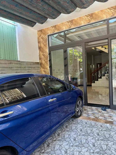 cho thuê nhà 2 tầng đẹp đường 7,5m lề 4m khu nam việt á gần sông