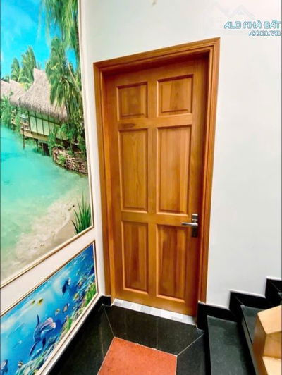 NHÀ MẶT TIỀN GAN NGAY LÊ VĂN QUỚI GIÁP TÂN PHÚ GẤP BÁN