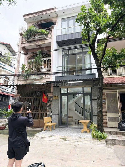 CHO THUÊ NHÀ FULL NỘI THẤT HẺM XE TẢI PHAN HUY ÍCH P15 TÂN BÌNH 4PN 3W