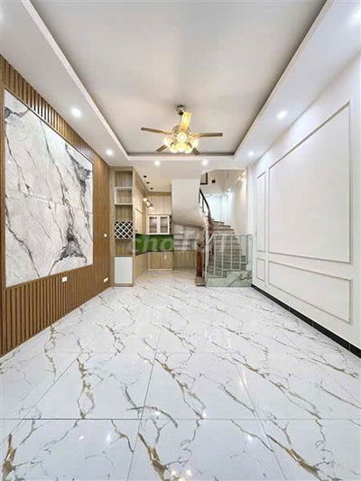 CHI 7.6 TY SO HUU NGAY NHA PHO BẠCH MAI ,PHO MINH KHAI 42M2 GAN OTO
