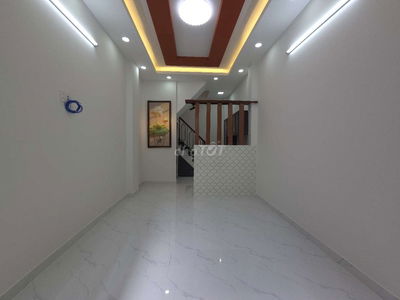 NHÀ ĐẸP 2 LẦU 3WC HẺM 2M5 - CHÌA KHÓA TRAO TAY
