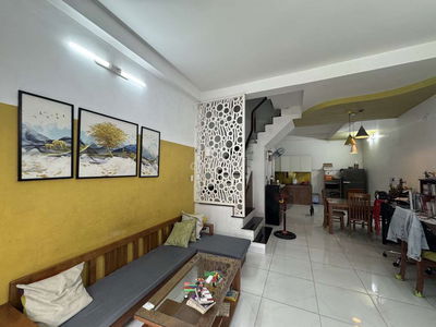 ÔTÔ 7 CHỖ ĐẬU NGAY CỬA – 65M² – 3TẦNG - 3PN, 4WC– 4,95 TỶ - LINH ĐÔNG