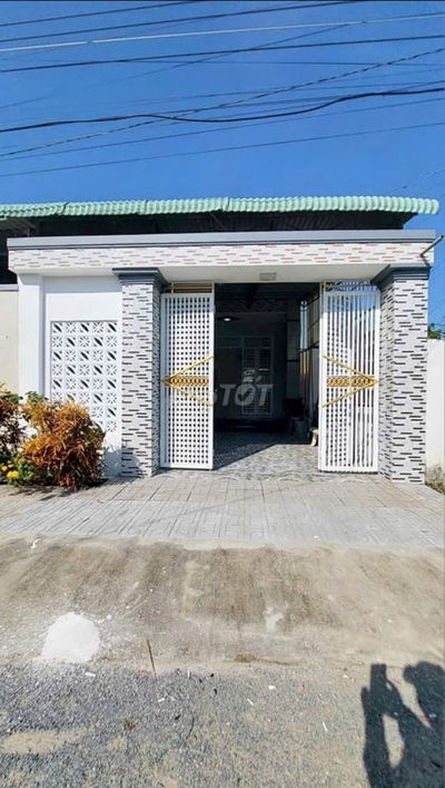 Cần bán gấp căn Nhà c4,184m2, Tân Phú TRung, Củ Chi, SHR, Giá 700Triệu