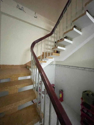 Nhà CHDV hẻm ba gác P.6 Quận 8