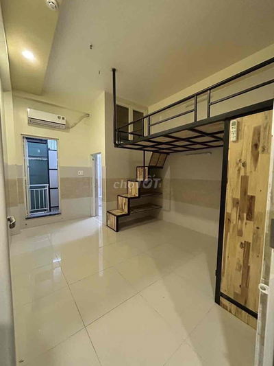 Phòng trọ 25m2 quận 10, Cách Mạng tháng 8.