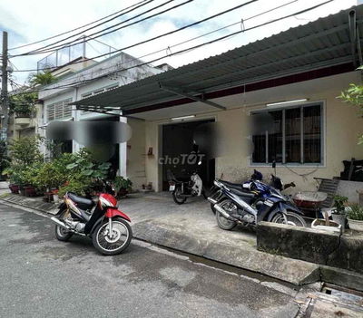 Hẻm xe tải Hoà Bình 8x20 - trống 22tr