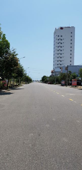 🍎🍎🍎🍎🍎Hàng đẹp Sơn Thuỷ , mặt tiền đường 15 m, kinh doanh cực đỉnh