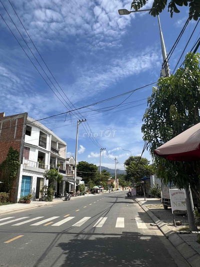 🚨 CHO THUÊ 3 LÔ ĐẤT LIỀN KỀ GẦN 450M² – ĐƯỜNG 10M5 – HÒA LIÊN – LIÊN C