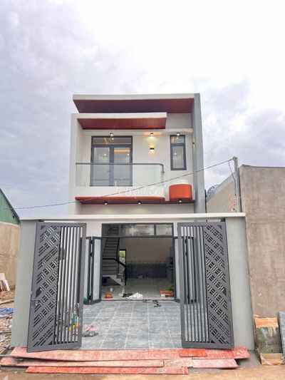 Chính Chủ Ngộp Bán Gấp Căn Nhà 2 Lầu Ngay Cuối Huỳnh Văn Nghệ Chỉ850tr