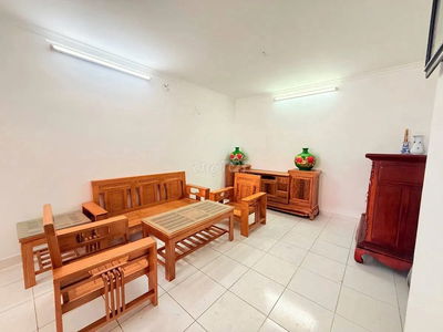 Bán chung cư Đền Lừ, Hoàng Mai, 2 phòng ngủ, căn góc, sổ đỏ, mặt phố