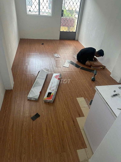CHO THUÊ PHÒNG BAN CÔNG- MÁY LẠNH WC RIÊNG GIỜ GIẤC TỰ DO