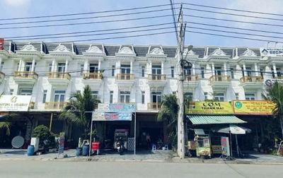 CHÍNH CHỦ BÁN CĂN NHÀ SHOPHOUSE 3 LẦU ,P. TÂN ĐÔNG HIỆP, DĨ AN. DT 73M