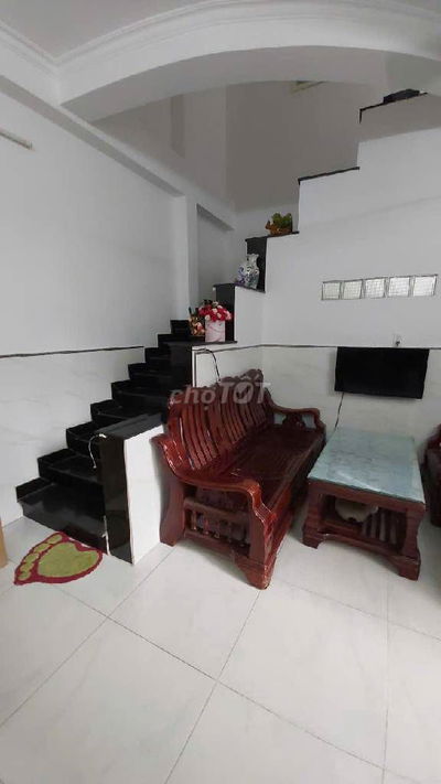 Bán nhà HXH 10m Lý Phục Man; 6x10m; 3 tầng; 4PN; sổ hồng cầm tay