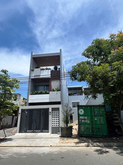 Hàng hiếm mặt tiền đường 7.5m hoà phú 9 đông giá rẻ