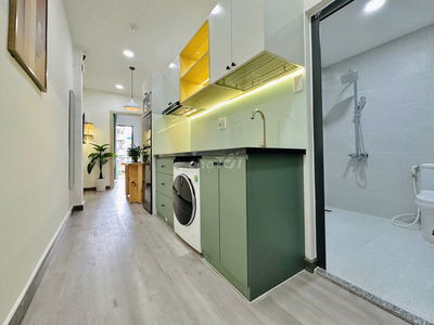 CHO CĂN HỘ 2PN_BAN CÔNG_NGAY CẦU VƯỢT 3/2_GẦN ĐH UEH_HOA SEN...
