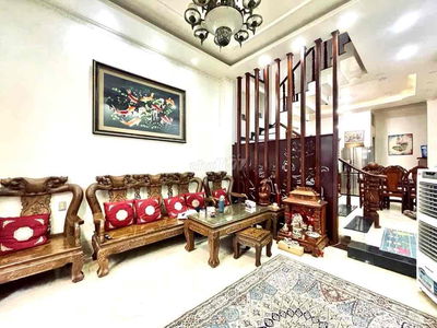 Cách mặt tiền 1 căn - Gần Nguyễn Oanh - HXH - 4 tầng - 60m2 Chỉ hơn 6t