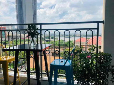 Căn hộ studio view sông đầy đủ nội thất ban công rộng Saigon Royal