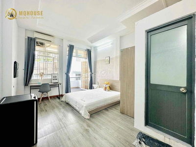 Thuê căn hộ studio có ban công thoáng full nội thất Phú Nhuận